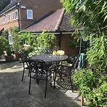Grove House Bed & Breakfast