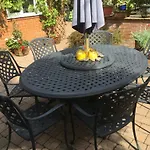 Grove House 4*