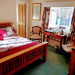 Bed & Breakfast Grove House 4*