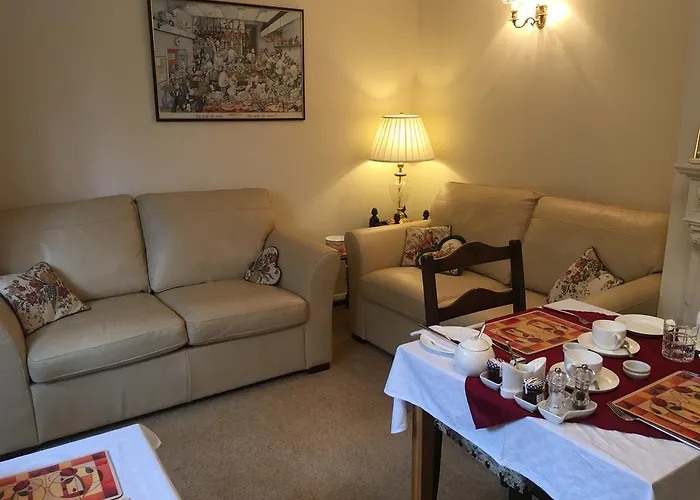 Bed and Breakfast Grove House 4*