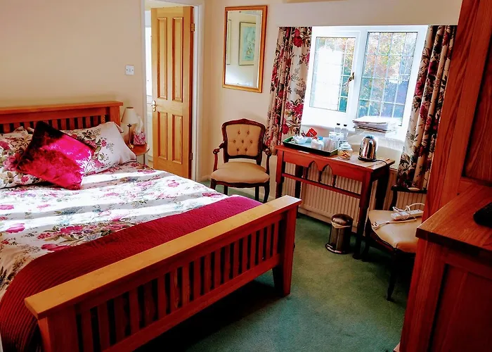 Bed and Breakfast Grove House 4*